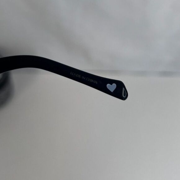 Brighton Sunglasses KISS Black Arms Jeweled Handmade USED Light Wear Aviator - Picture 9 of 13